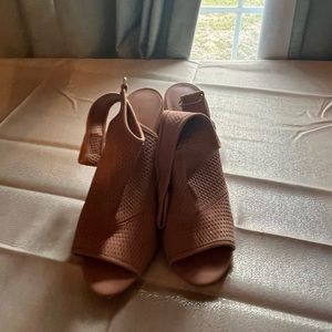Aldo tan shoes